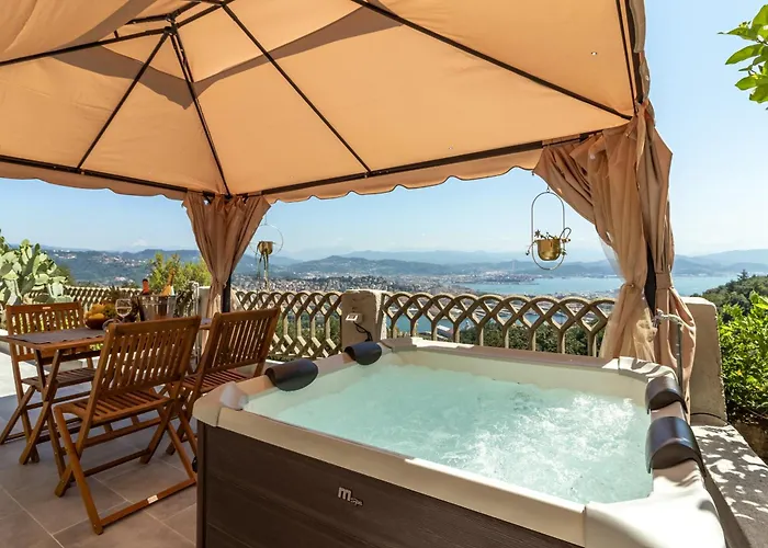 Golden View Holidays Apartmán La Spezia